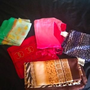 Vintage 70's Lot of 5 scarves